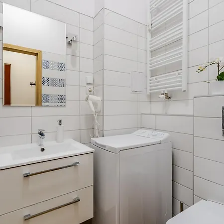 Fair Targi Dworzec Gasiorowskich * Poznan